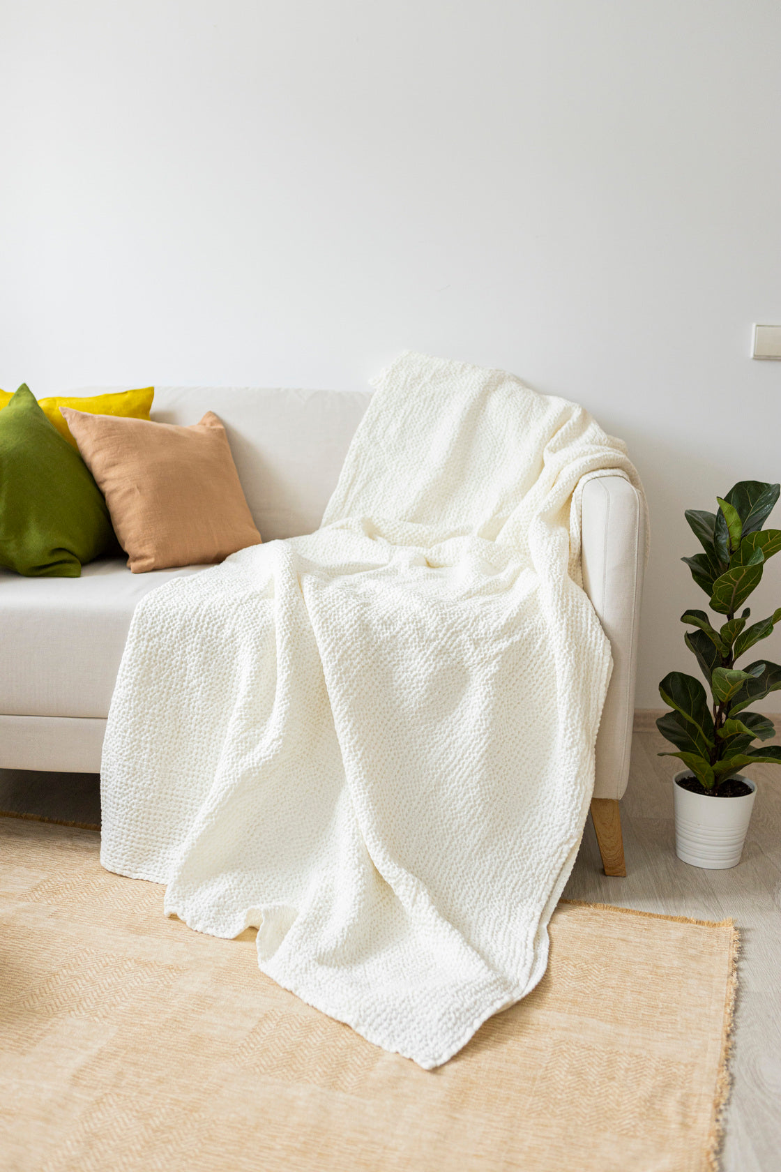 Embrace Comfort and Style with a Linen-Cotton Waffle Blanket