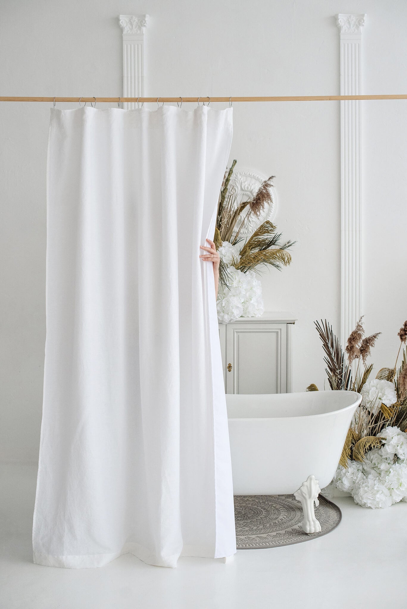 LINEN SHOWER CURTAINS: 5 ESSENTIAL TIPS FOR YOUR BATHROOM