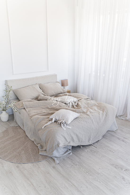 Linen bedding set: linen duvet cover with ties + 2 linen pillowcases