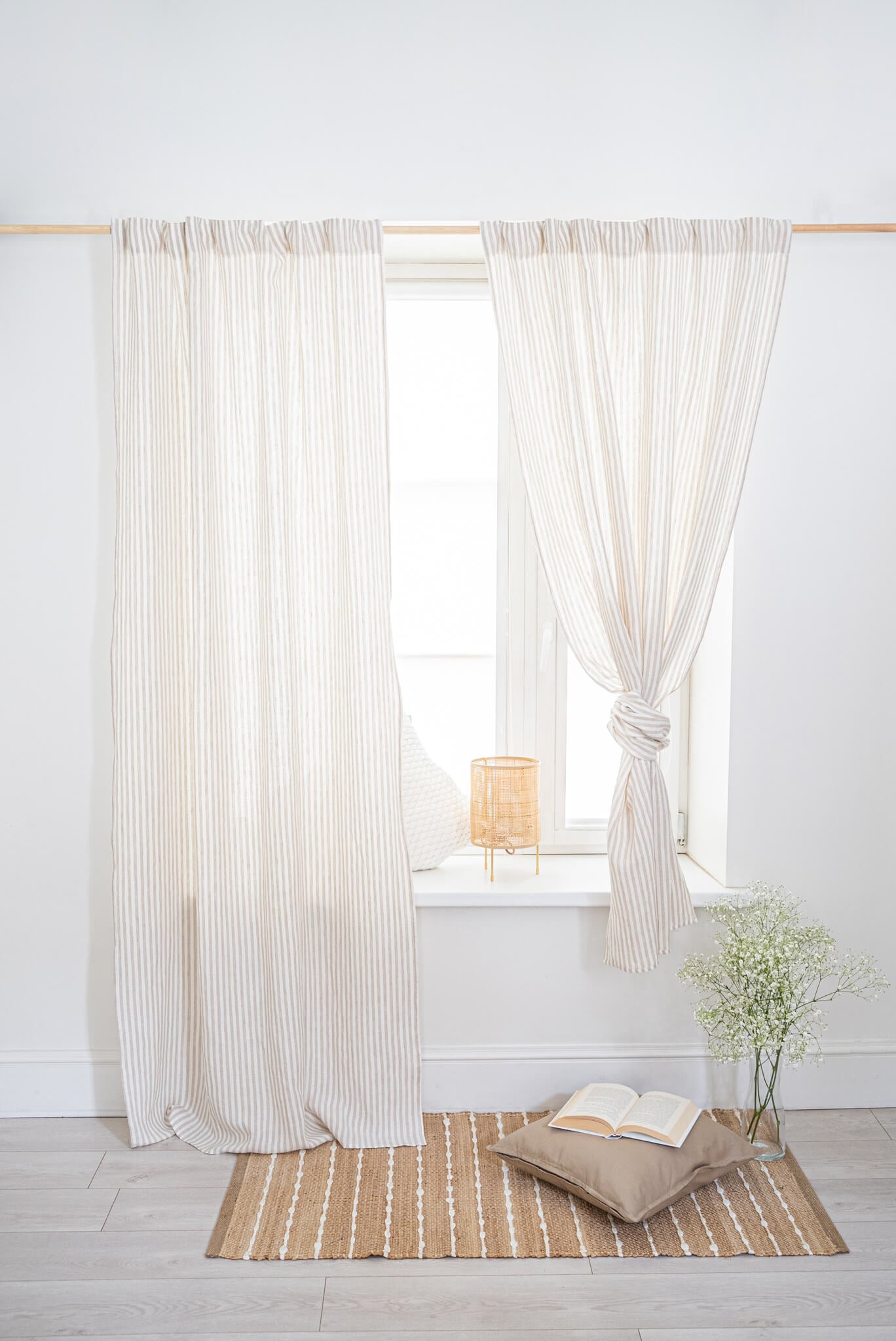 Set of 2 linen curtains with multifunctional tape in various colors (1pair)