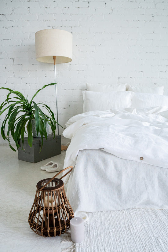 Linen bedding set in Off White: linen duvet cover + 2 linen pillowcases