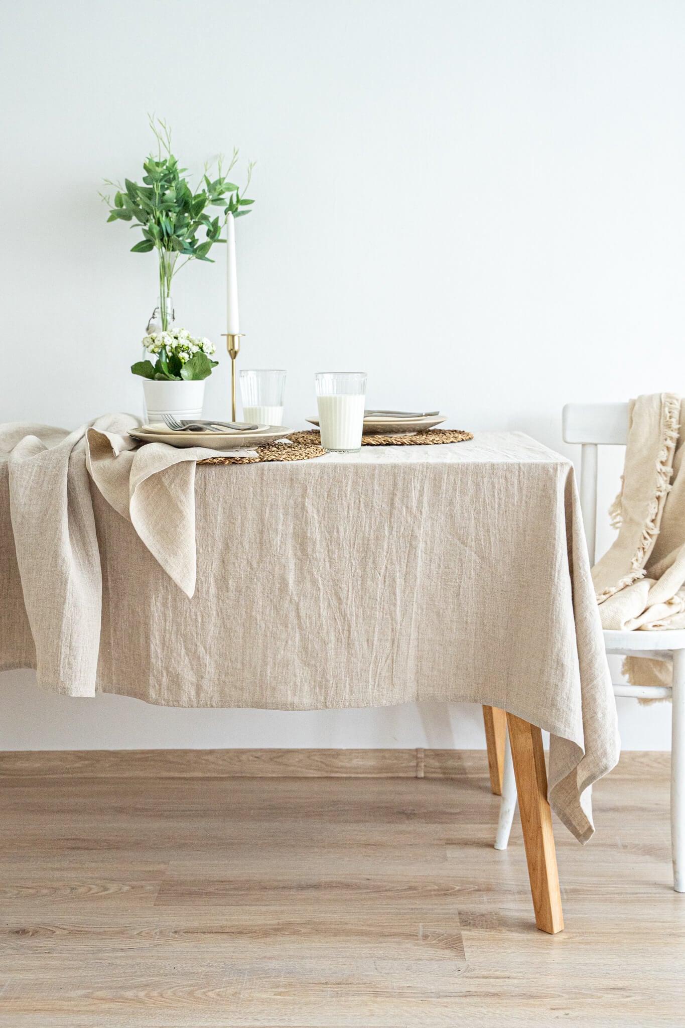 Natural linen tablecloth