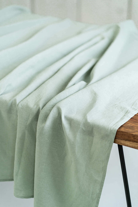 Linen tablecloth in Sage Green color - Easy Linen Crafts