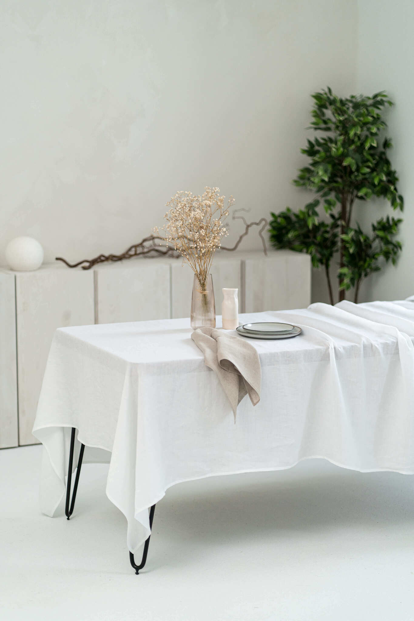 White linen tablecloth