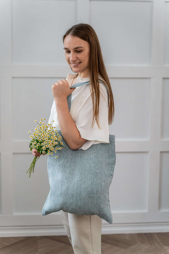 Linen tote bag